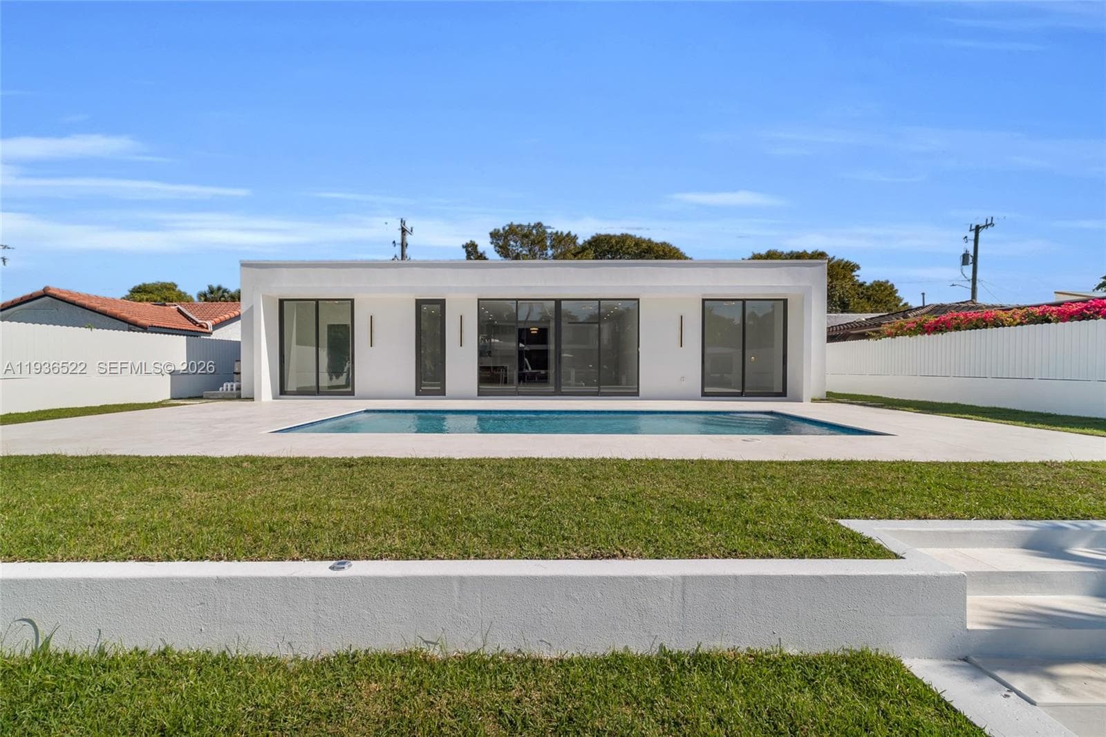 13200 Bayshore Dr photo 9