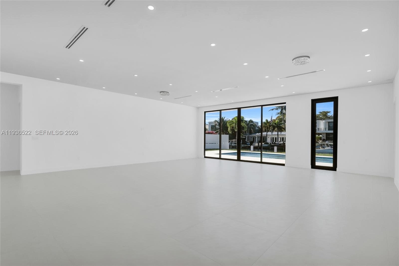 13200 Bayshore Dr photo 14