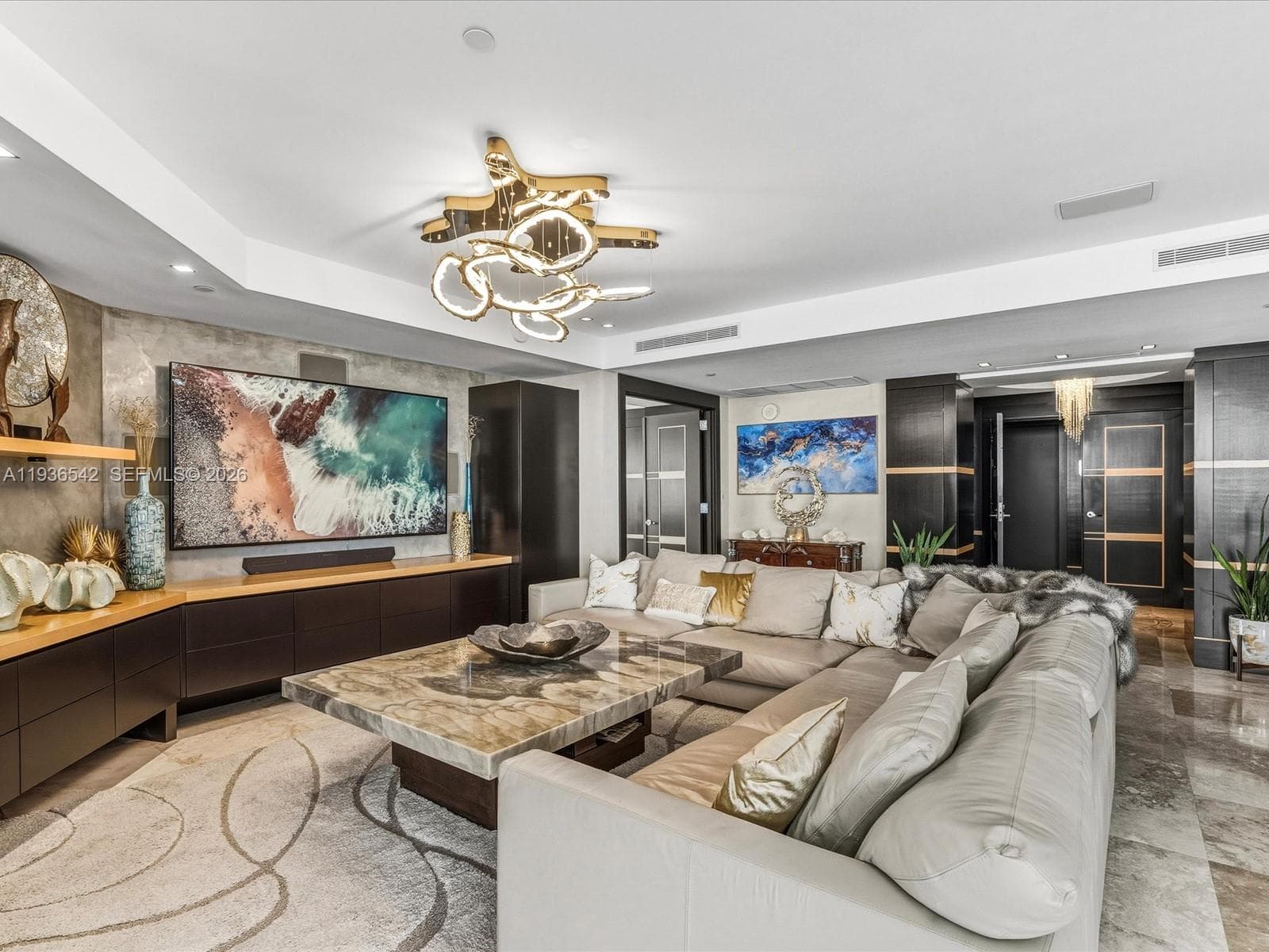 18201 Collins Ave 2