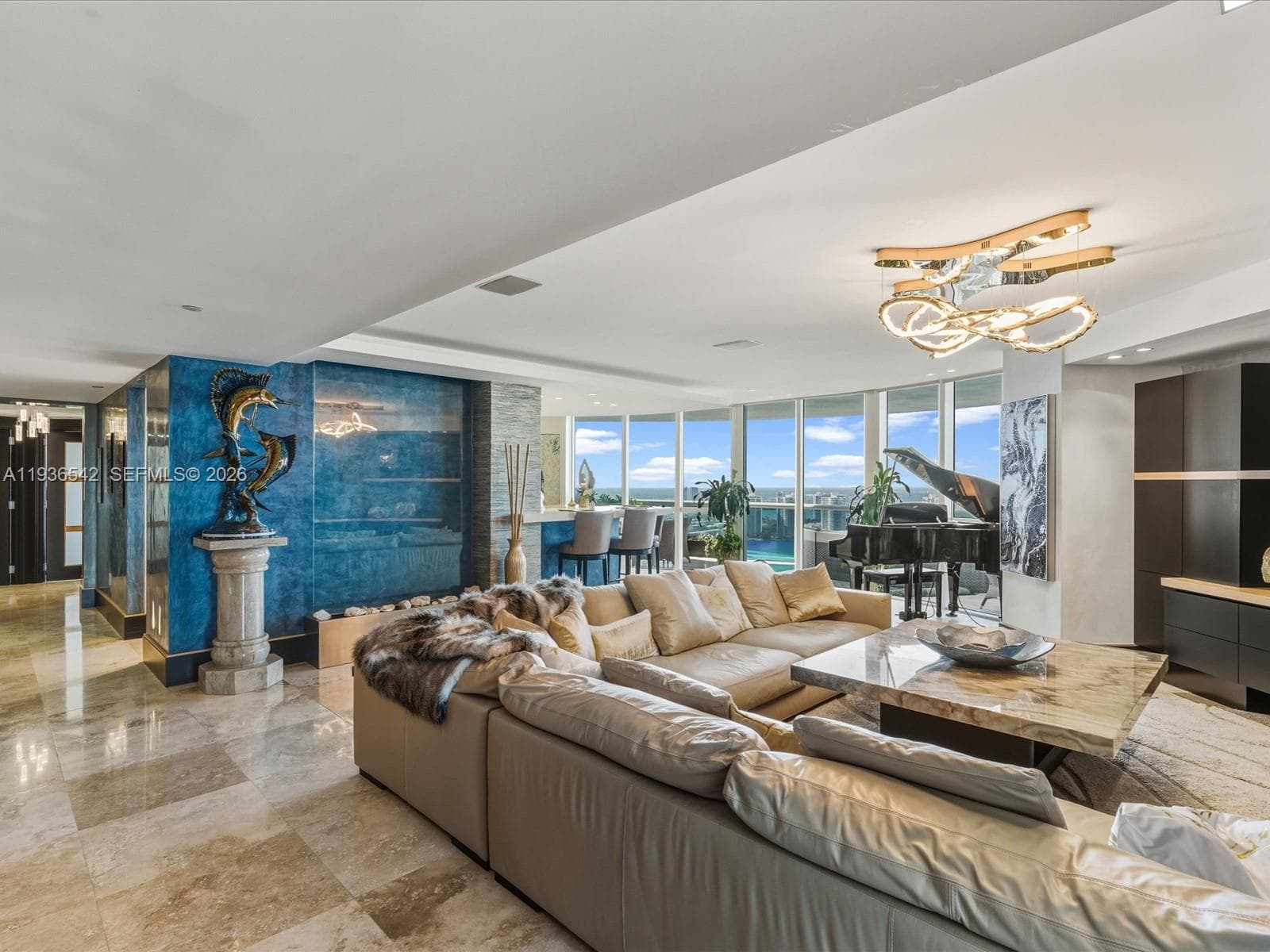 18201 Collins Ave 1