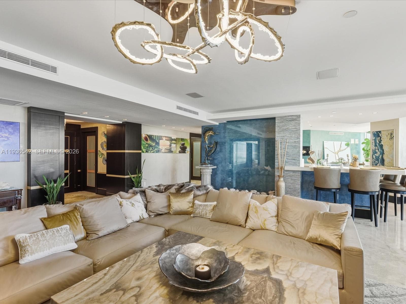 18201 Collins Ave 4