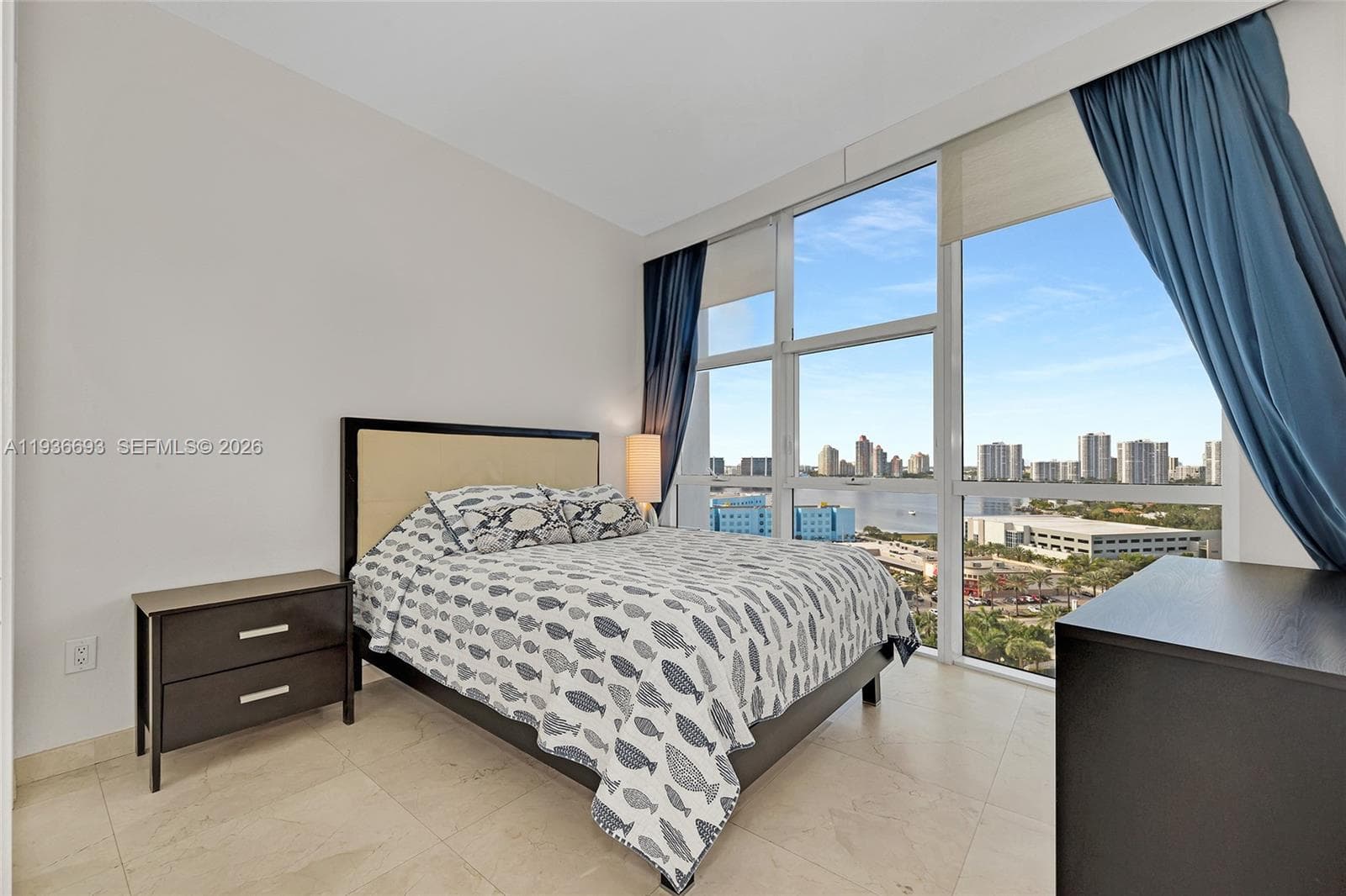 18101 Collins Ave 1609 photo 12