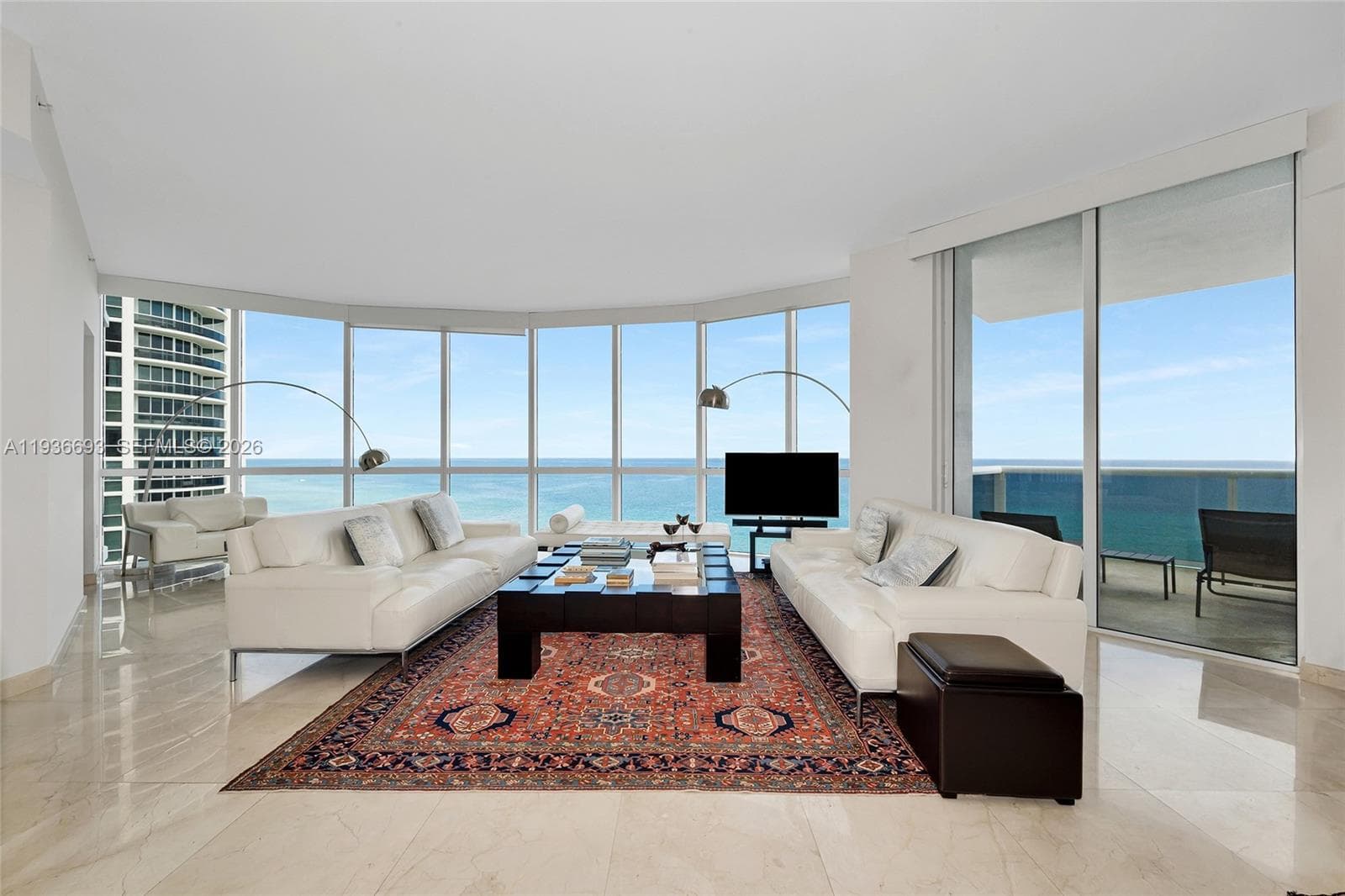 18101 Collins Ave 3