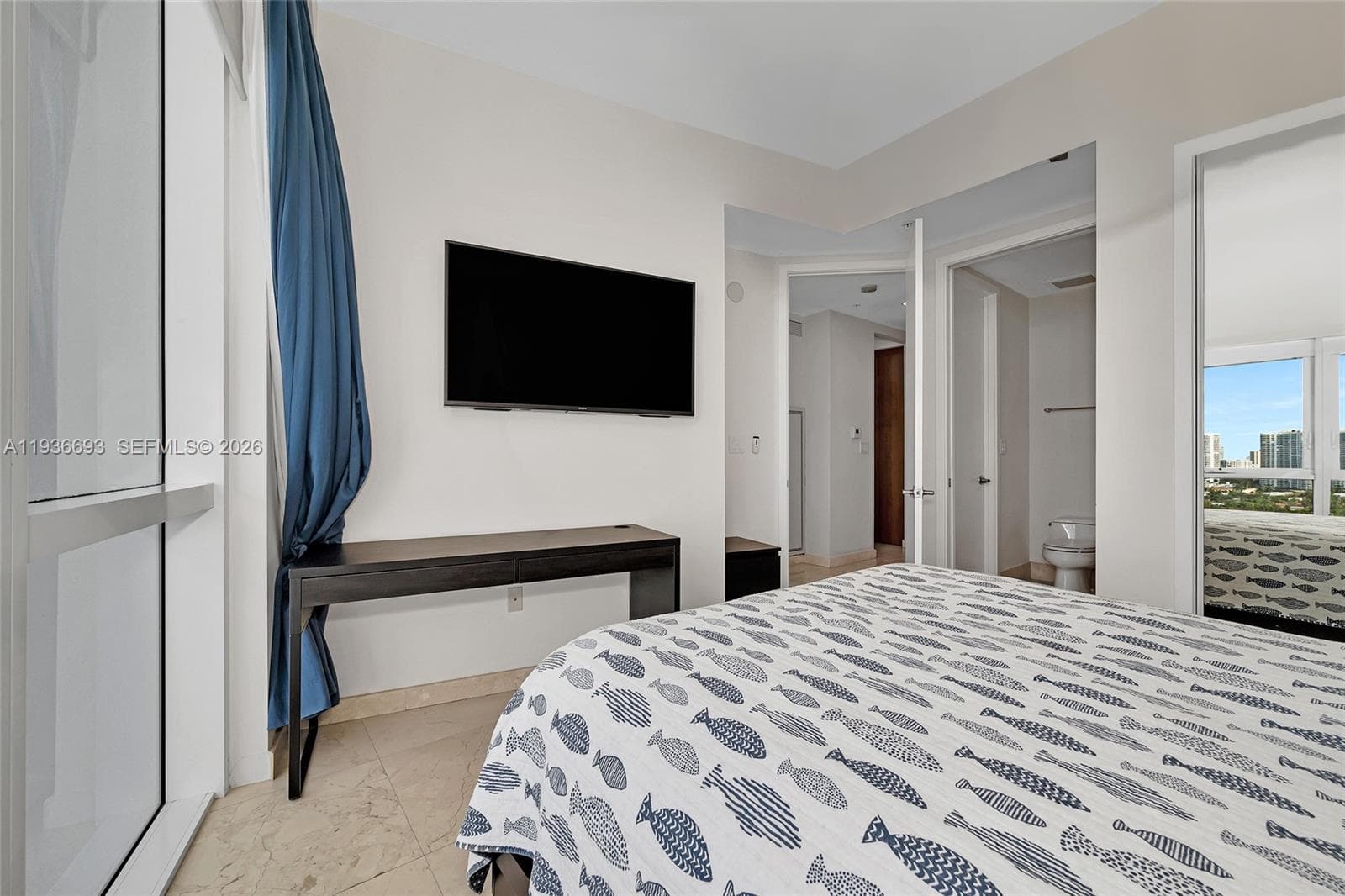 18101 Collins Ave 1609 photo 20