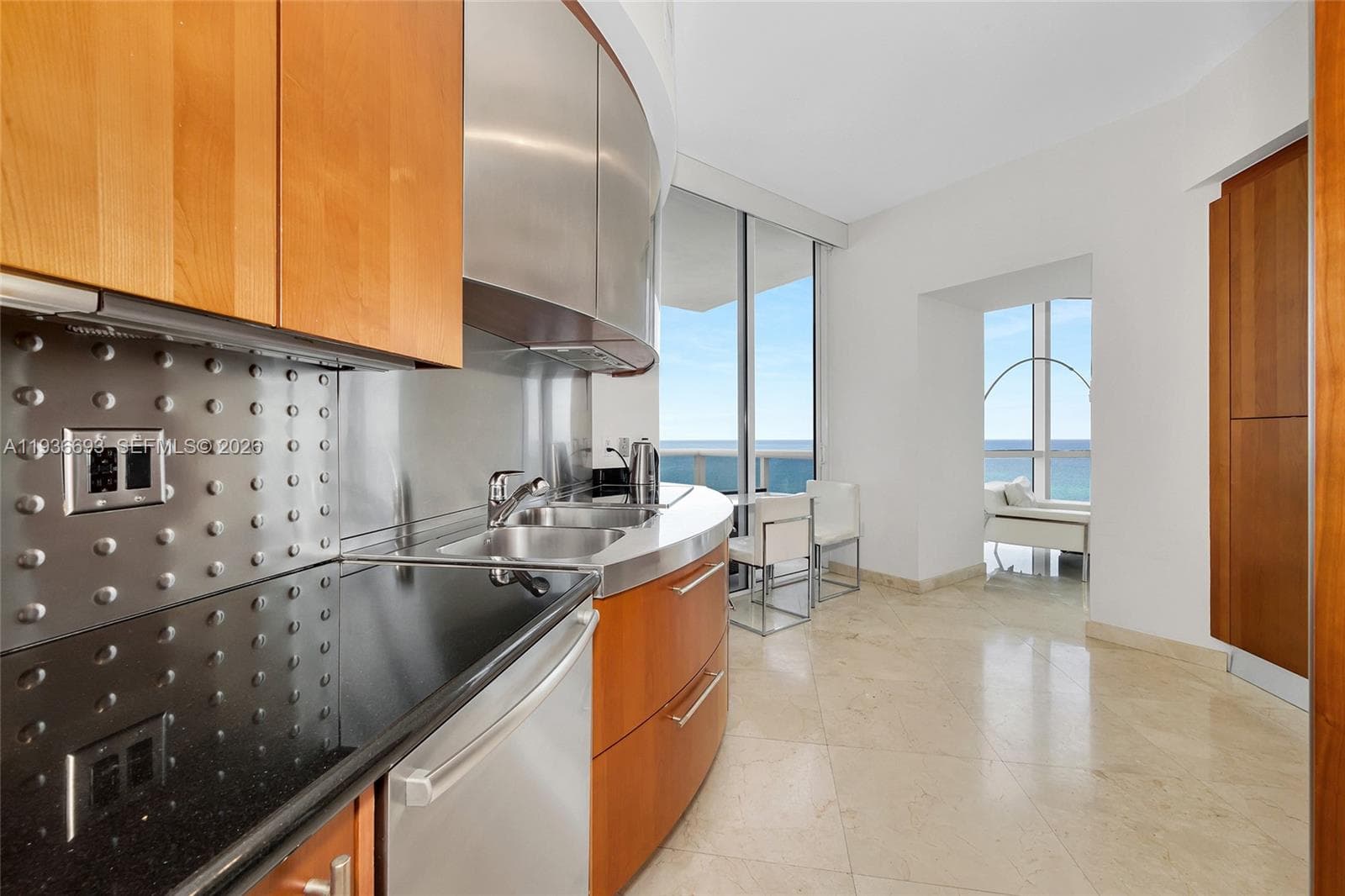 18101 Collins Ave 1609 photo 11