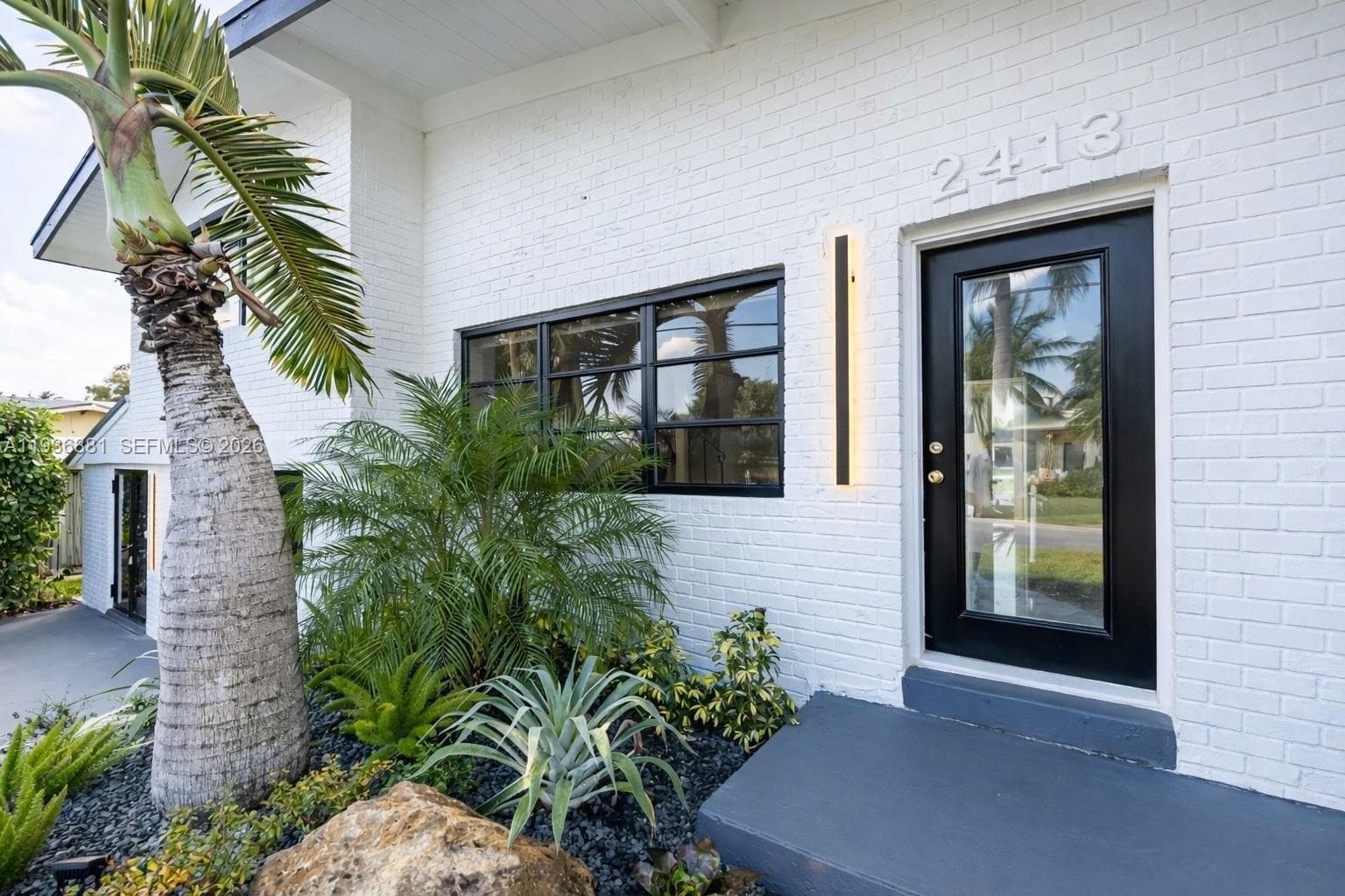 2413 Nassau Ln 2