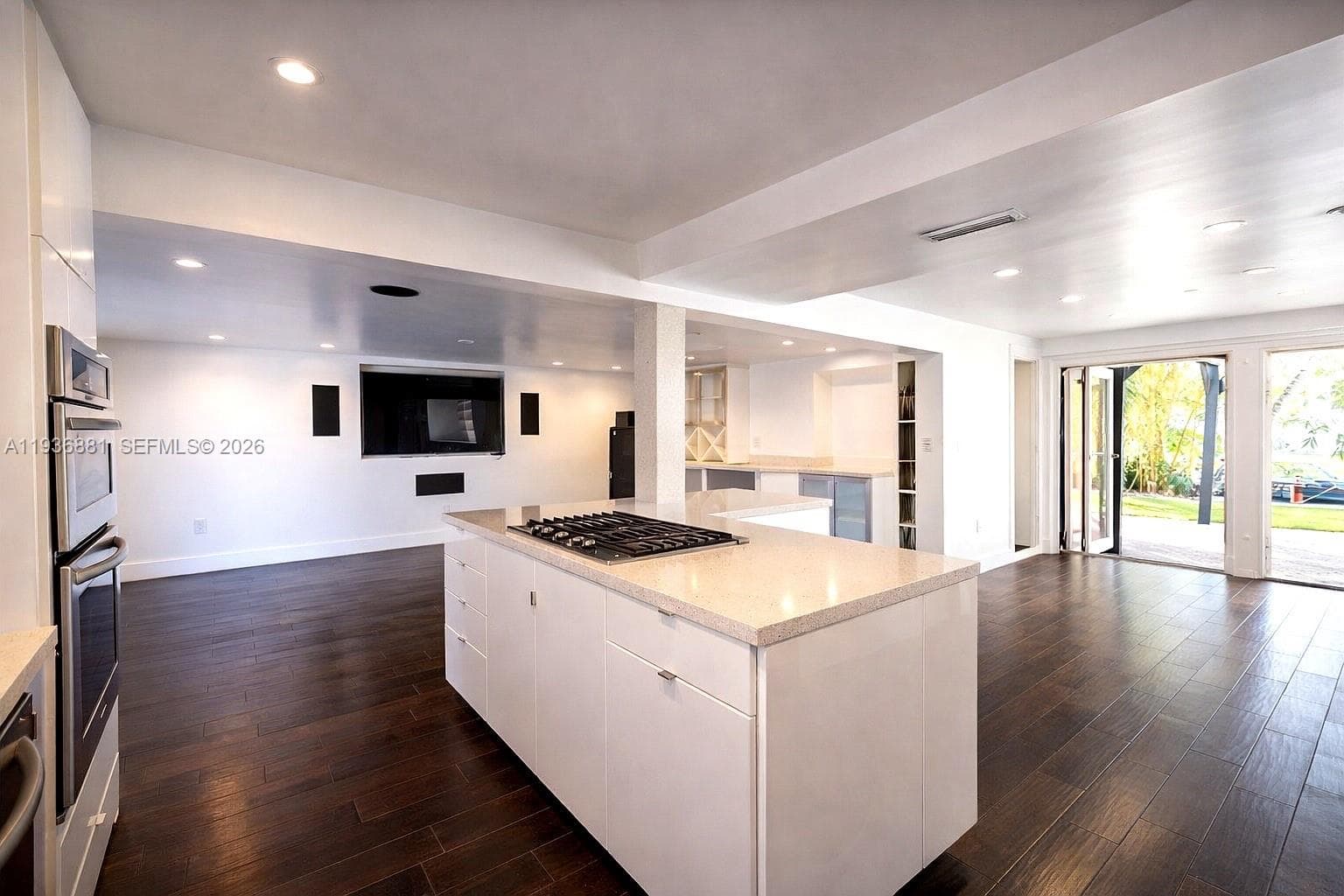2413 Nassau Ln 5
