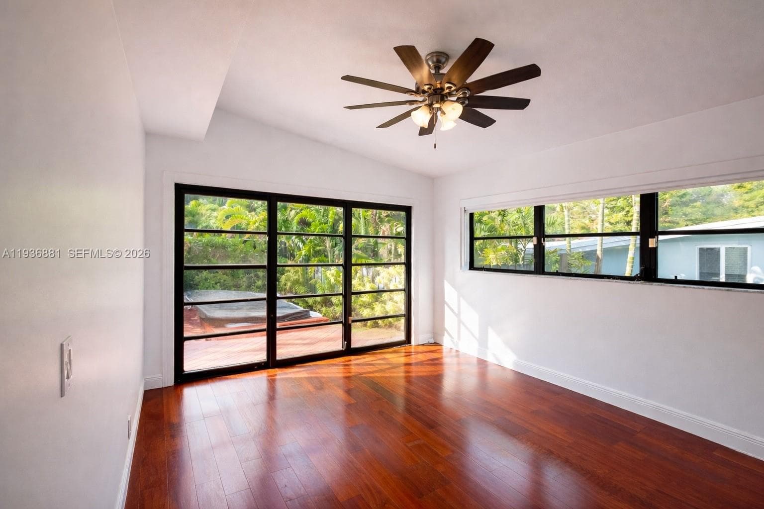 2413 Nassau Ln photo 10