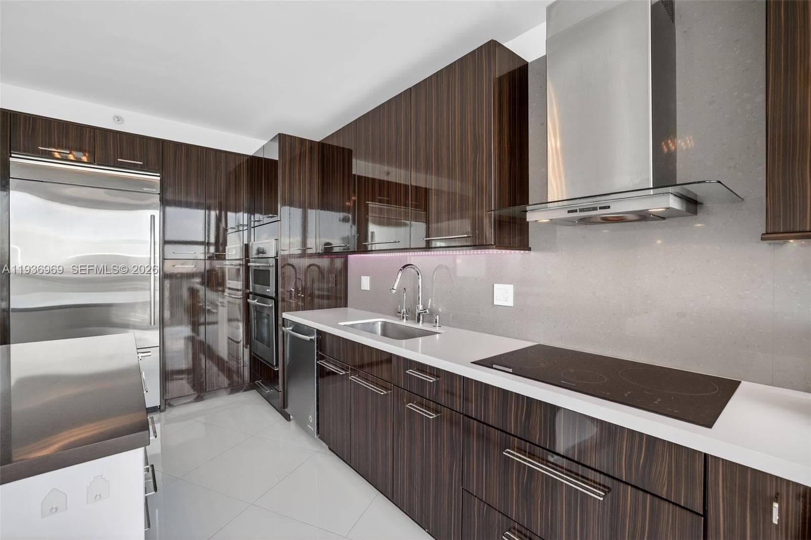 3370 Hidden Bay Dr 2711 photo 22