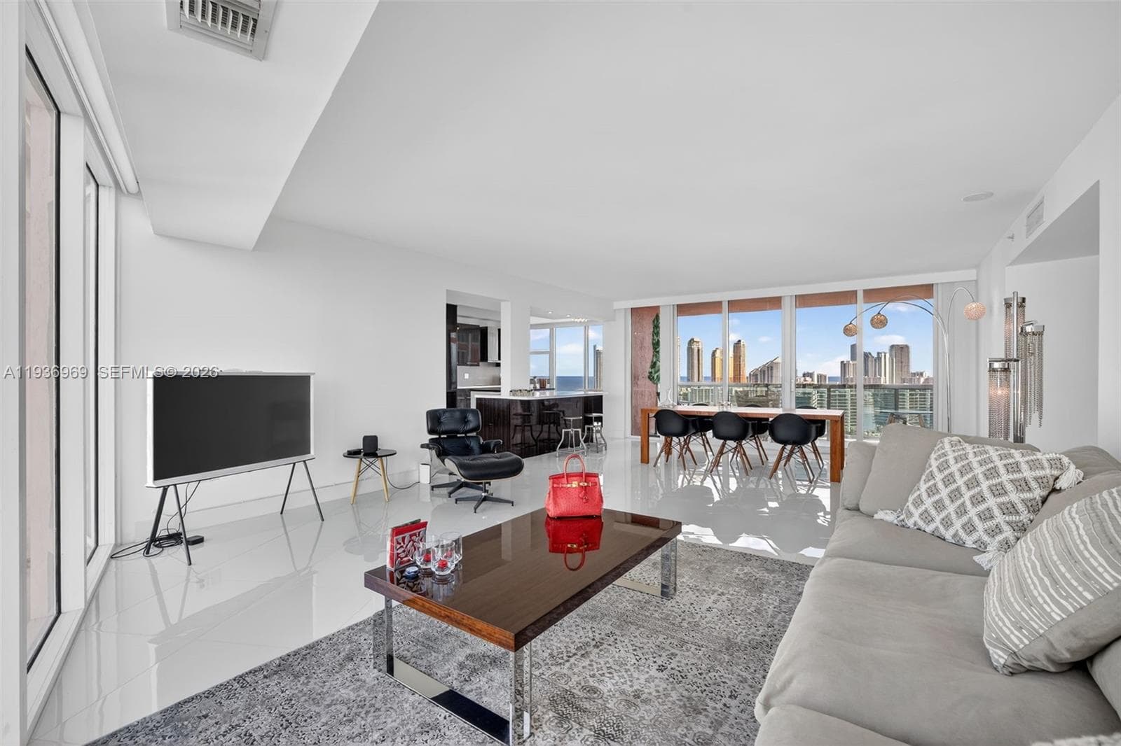 3370 Hidden Bay Dr 2711 photo 9