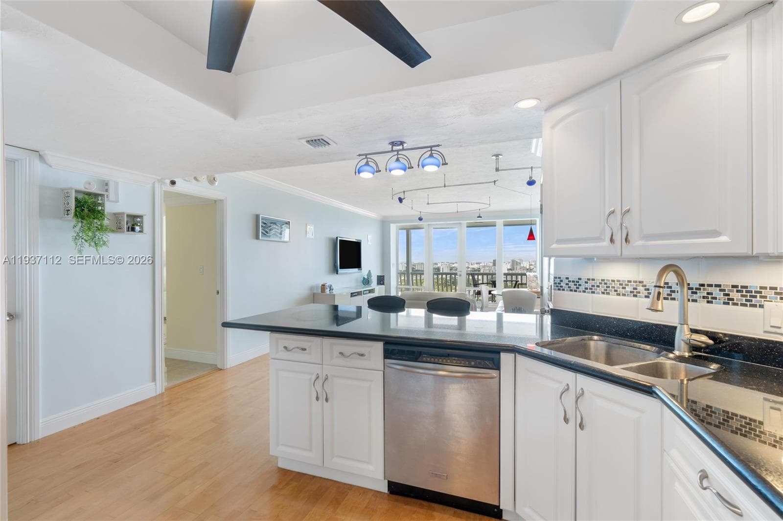 2200 Ocean Ln 2903 photo 19
