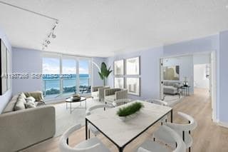 2301 Collins Ave 4