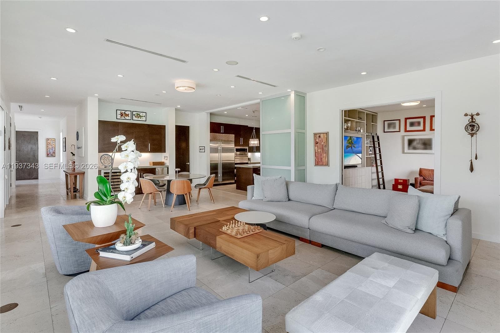 3835 Carole Ct photo 13