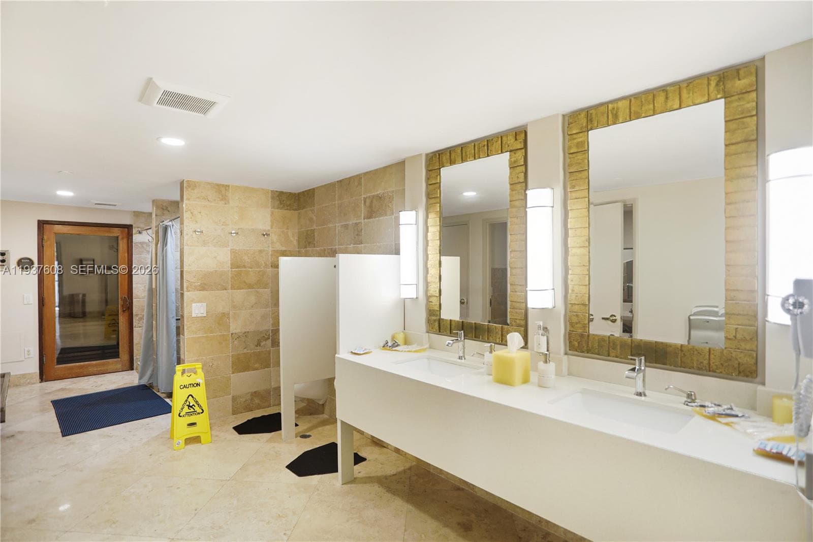 17555 Collins Ave 308 photo 16