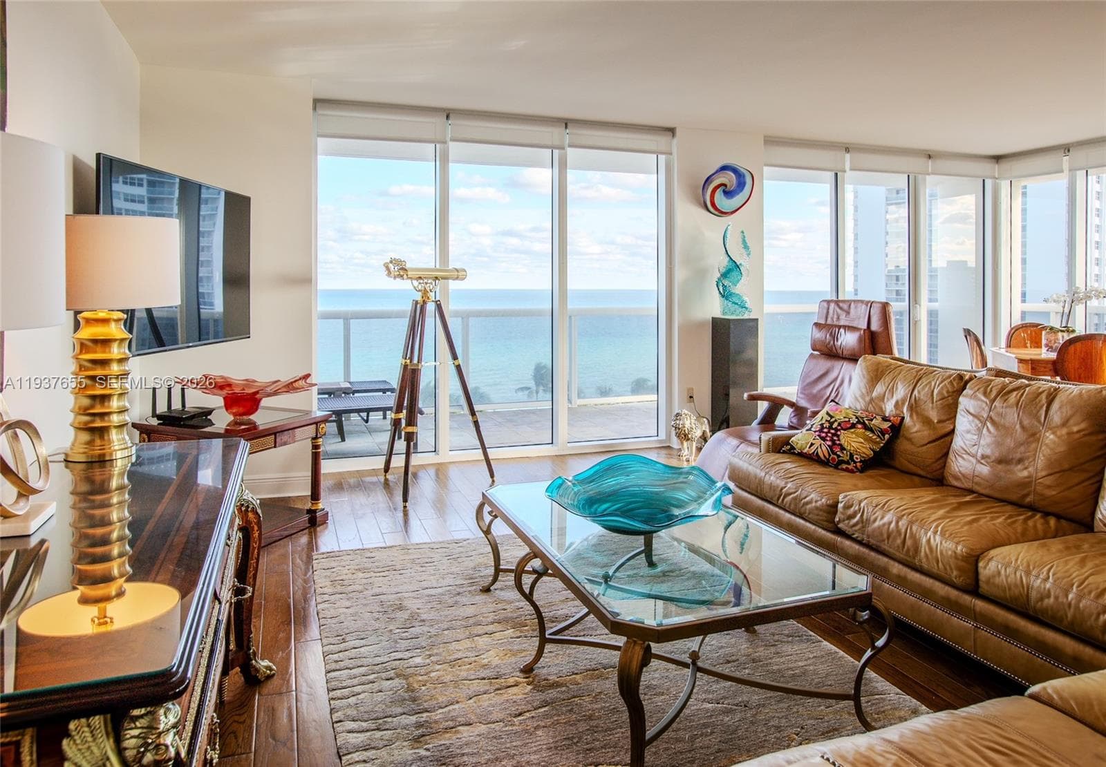 1850 Ocean Dr 1004 photo 11