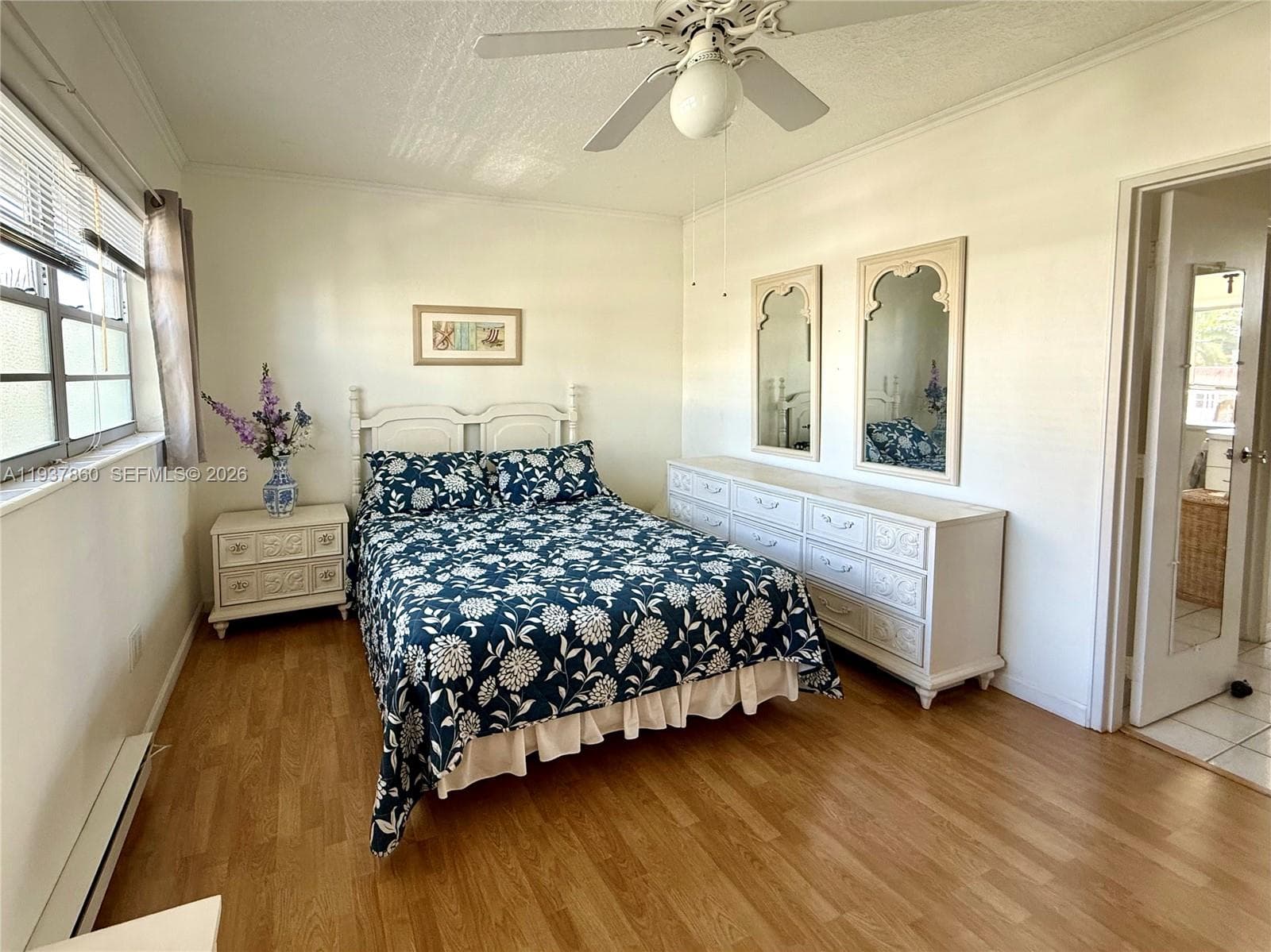 3177 Ocean Dr 305 photo 2