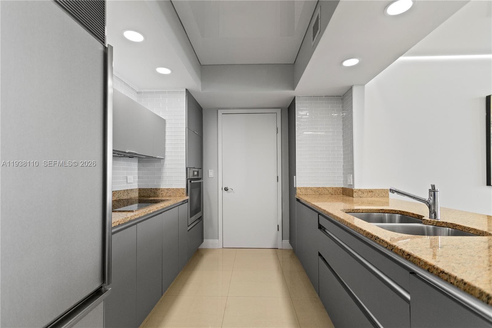 17201 Collins Ave 3502 photo 23