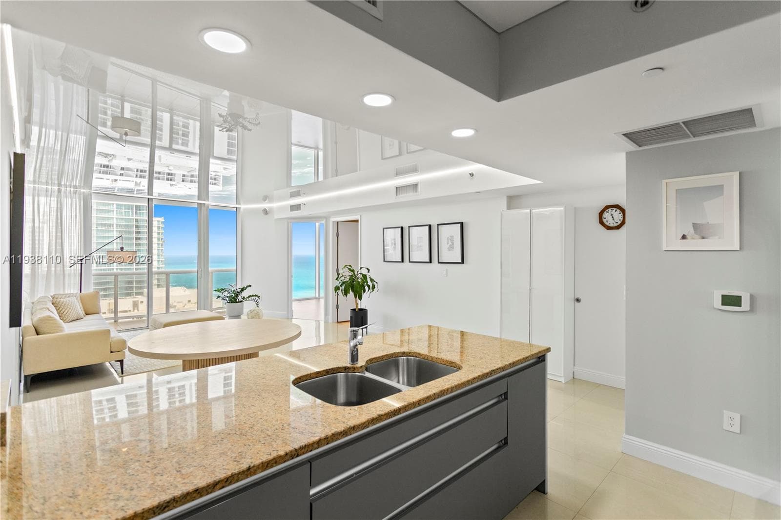 17201 Collins Ave 3502 photo 3