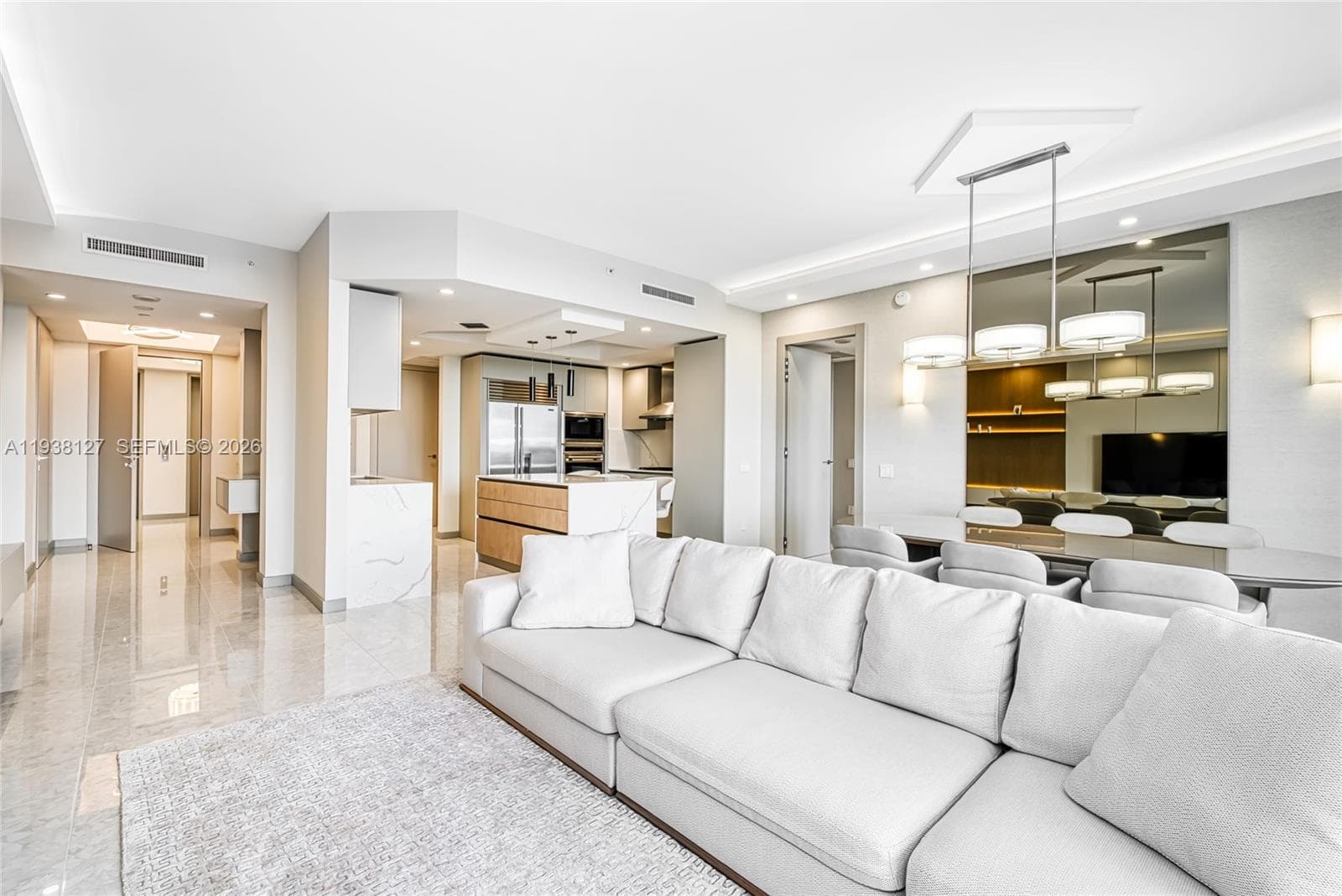 10295 Collins Ave 5