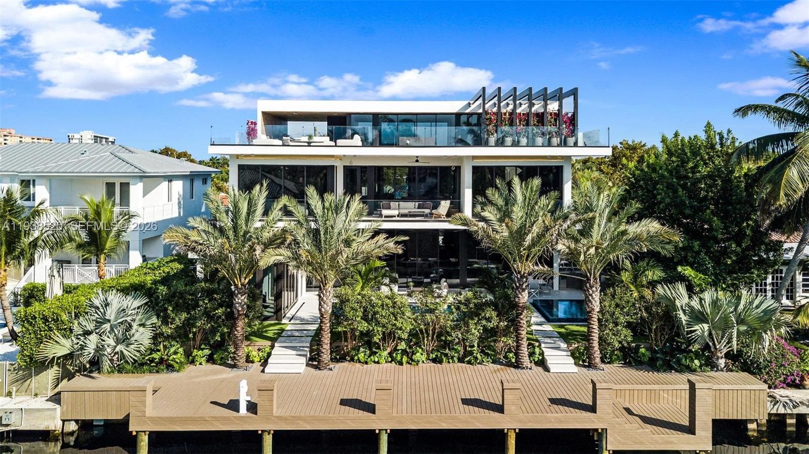 13000 Bayshore Dr 1