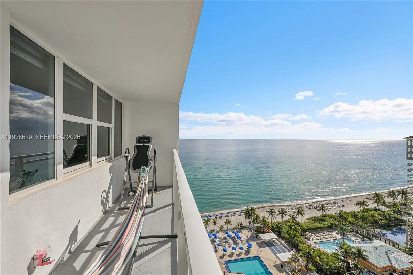 2030 Ocean Dr 2