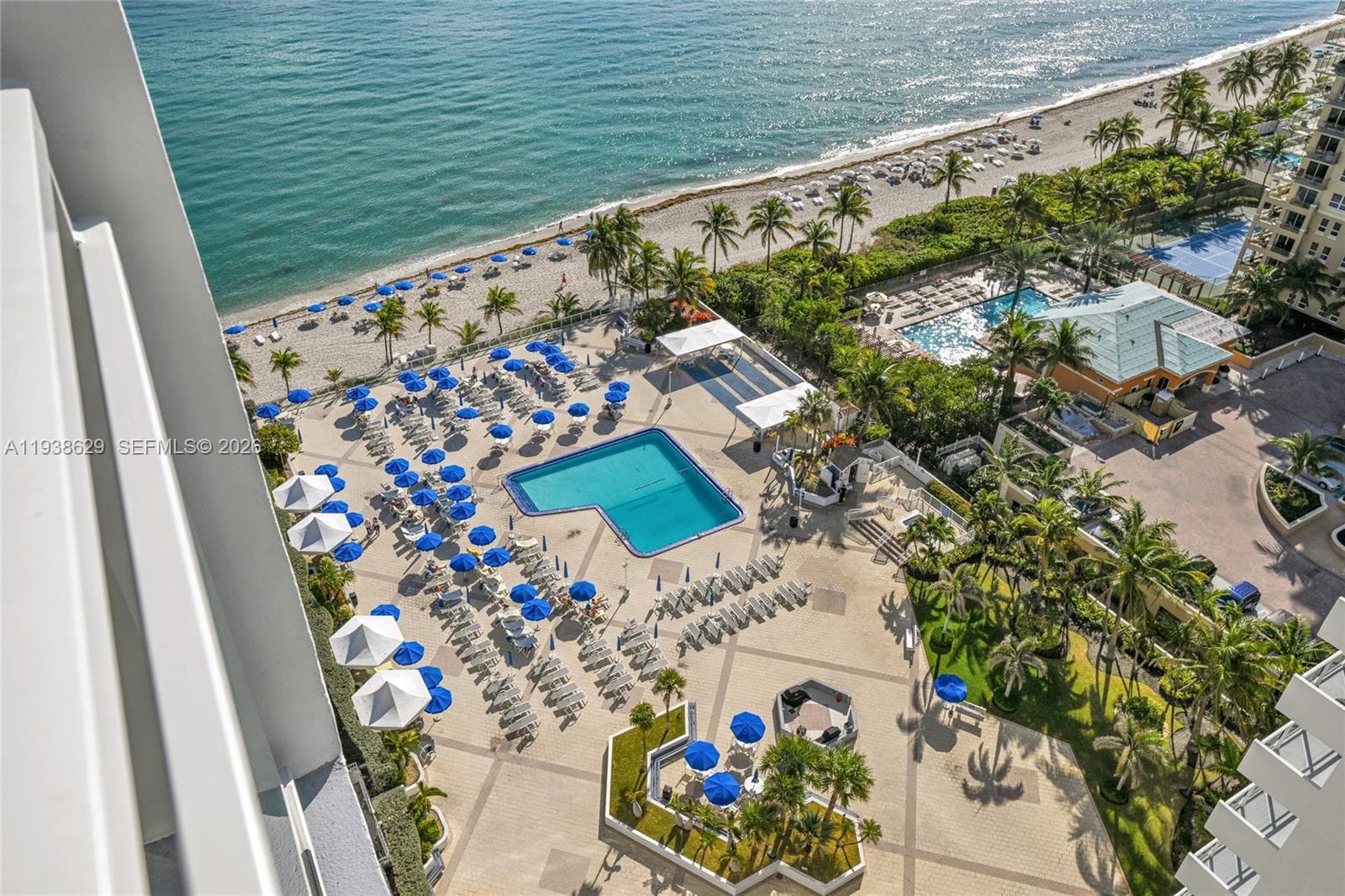 2030 Ocean Dr 2018 photo 8