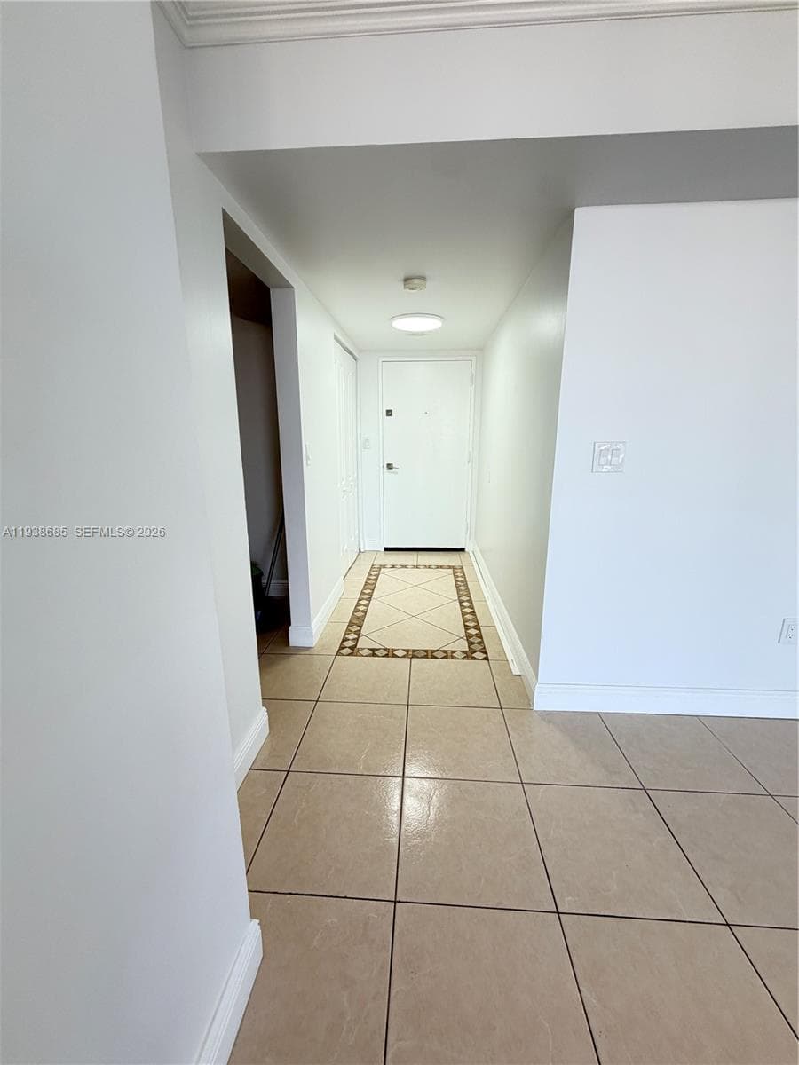 3701 N Country Club Dr 1901 photo 11