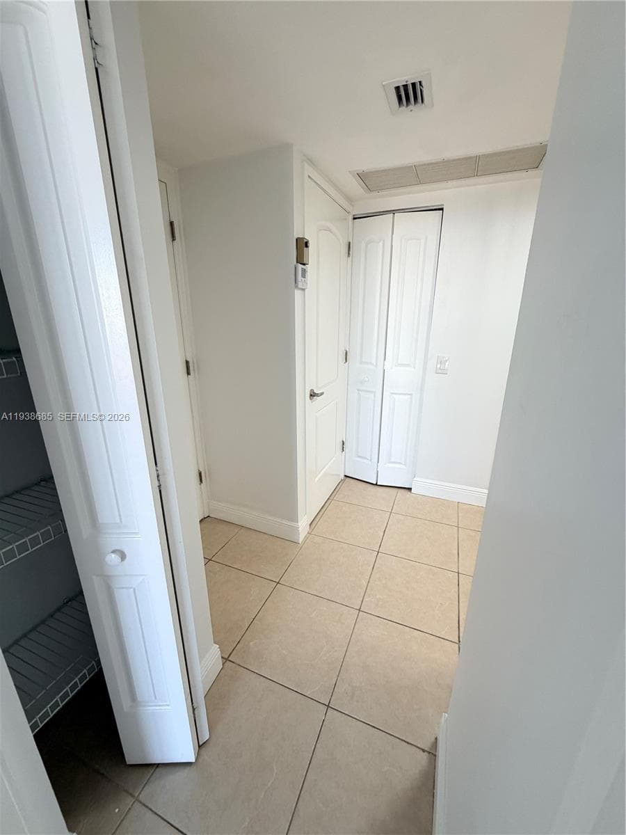 3701 N Country Club Dr 1901 photo 21
