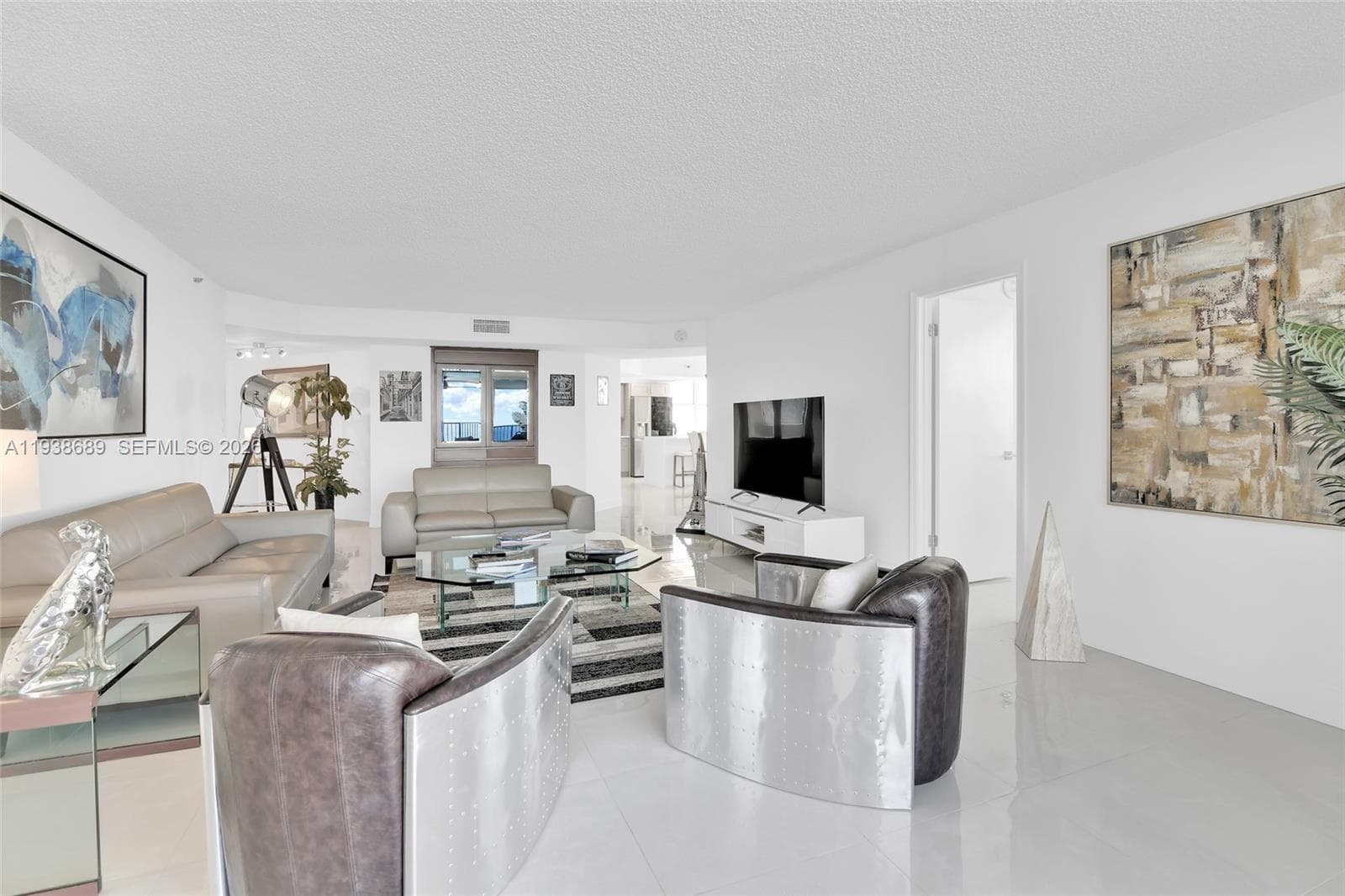 5200 Ocean Dr 1105 photo 19
