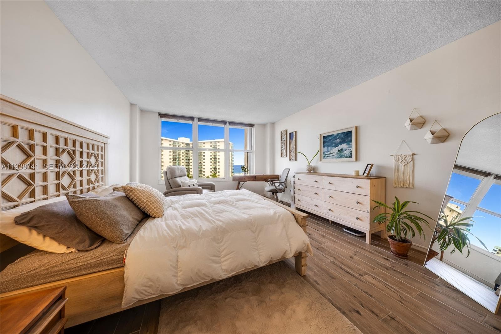 3800 S Ocean Dr 817 photo 21