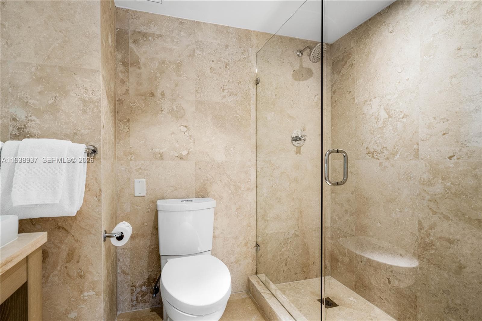 102 24th St 1115 photo 17