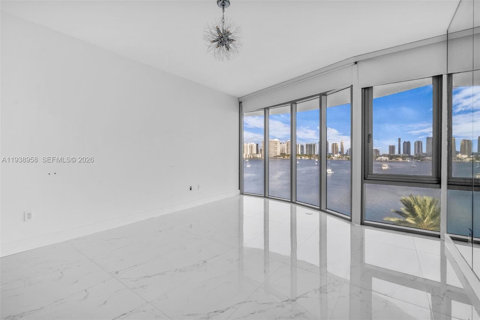 17111 Biscayne Blvd 411 photo 24