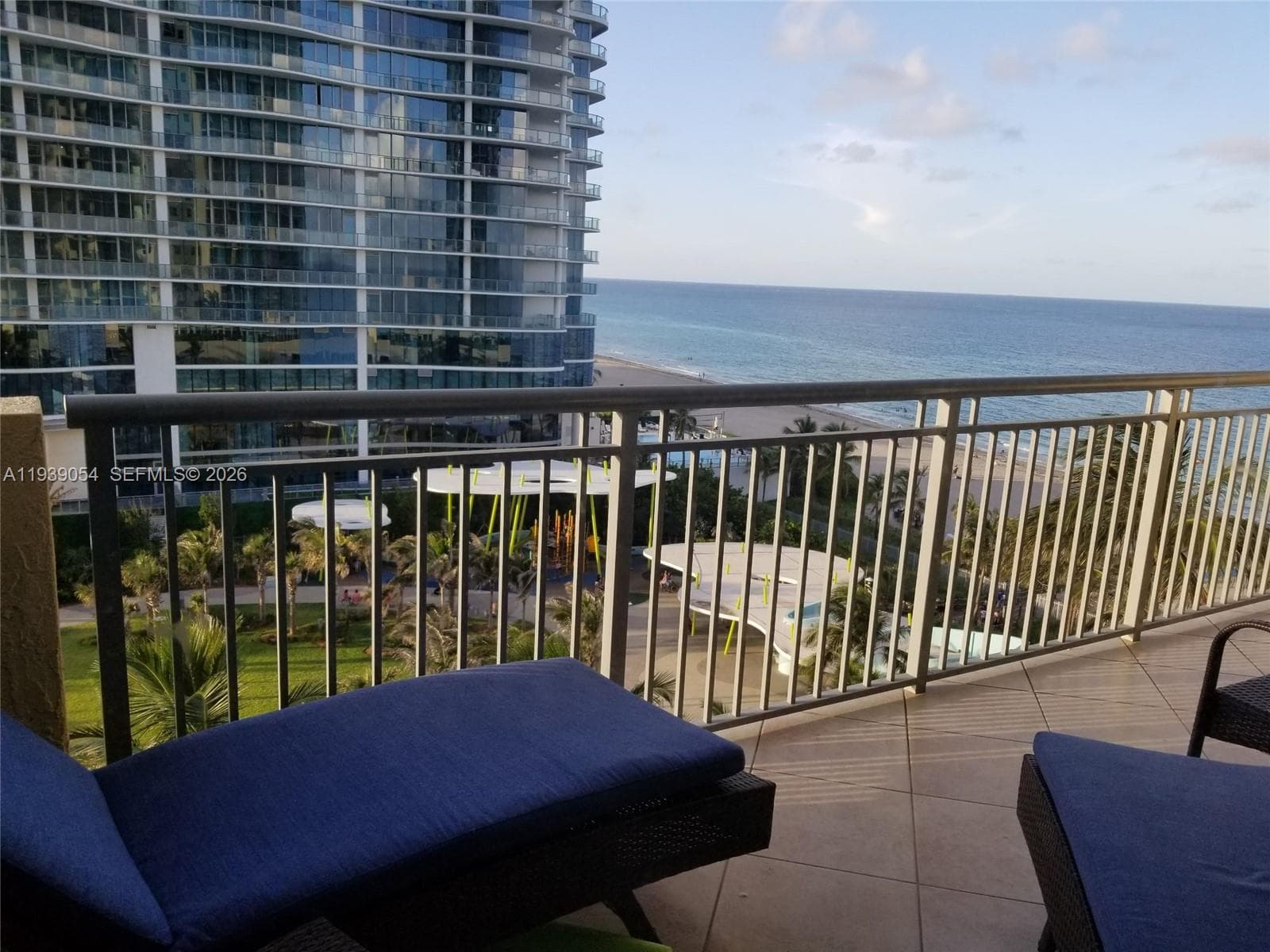 17375 Collins Ave 906 photo 14