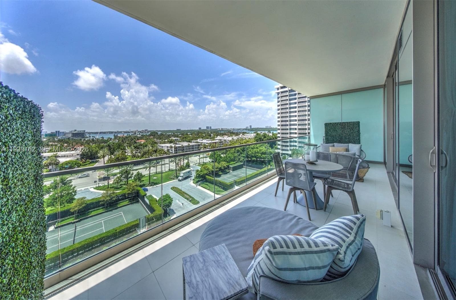 10201 Collins Ave 804 photo 22