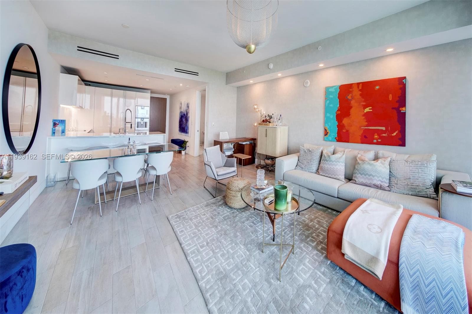 10201 Collins Ave 804 photo 4