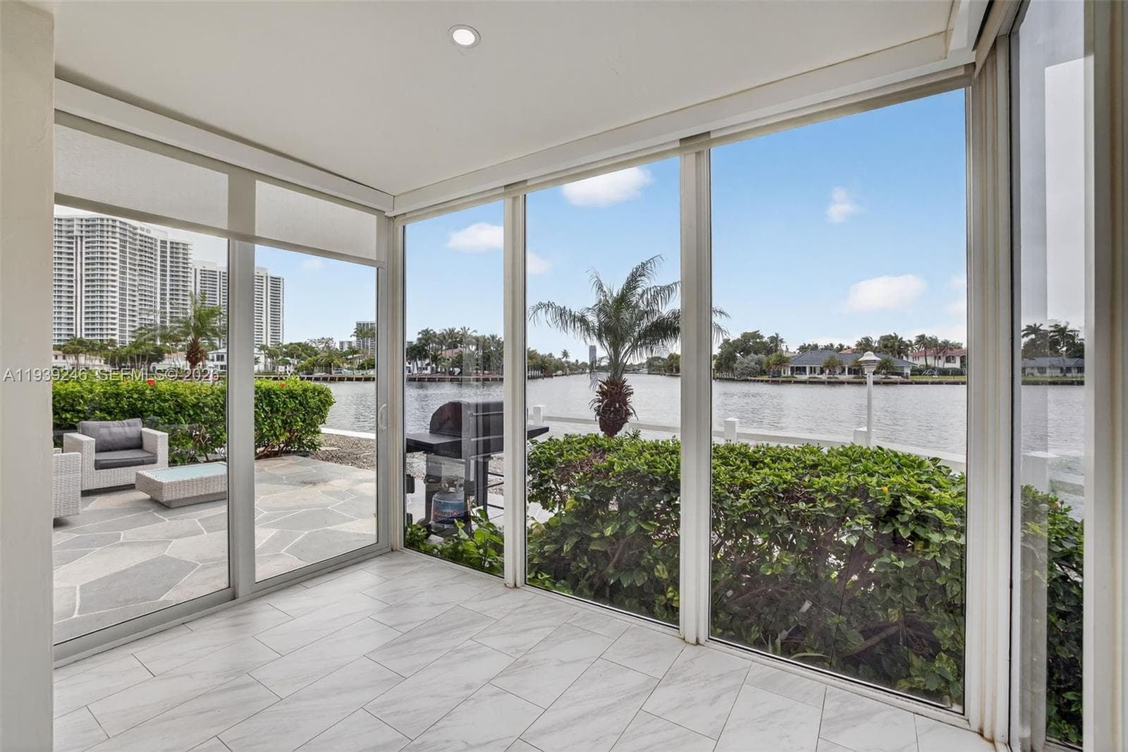 3209 Ocean Dr 2