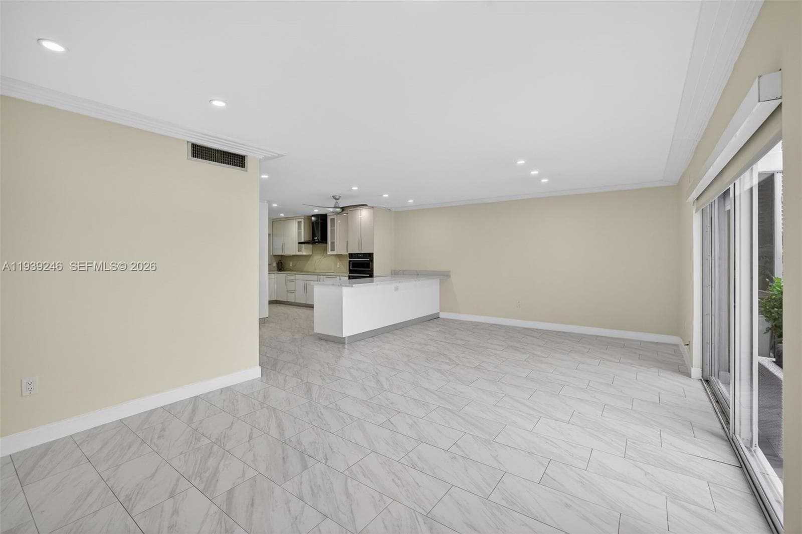 3209 Ocean Dr 1G photo 22