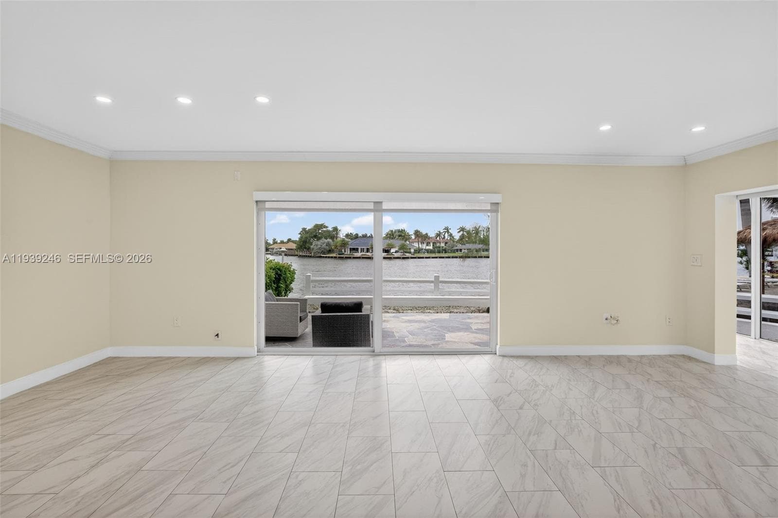3209 Ocean Dr 1G photo 21