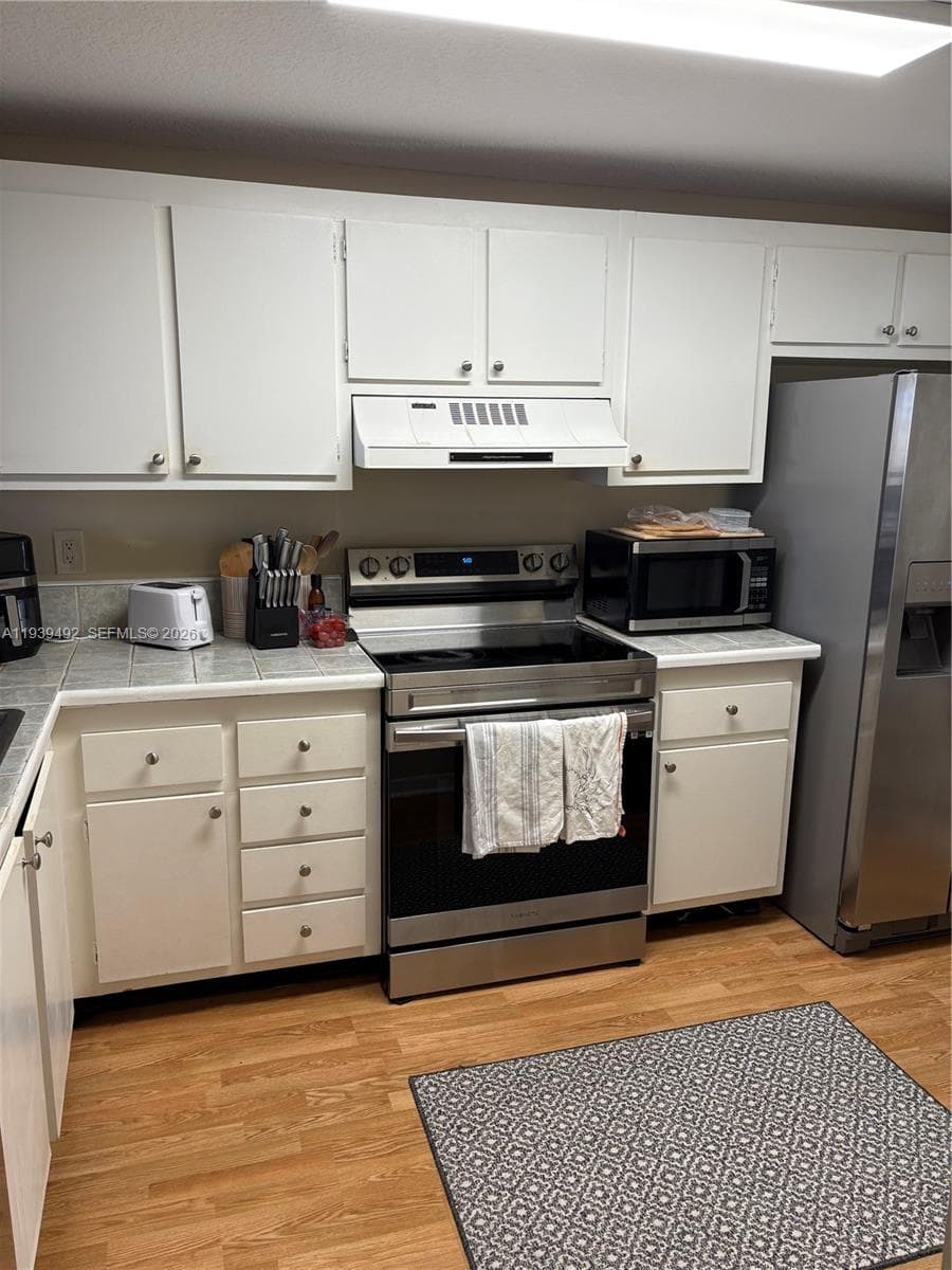17 Royal Palm Way 2