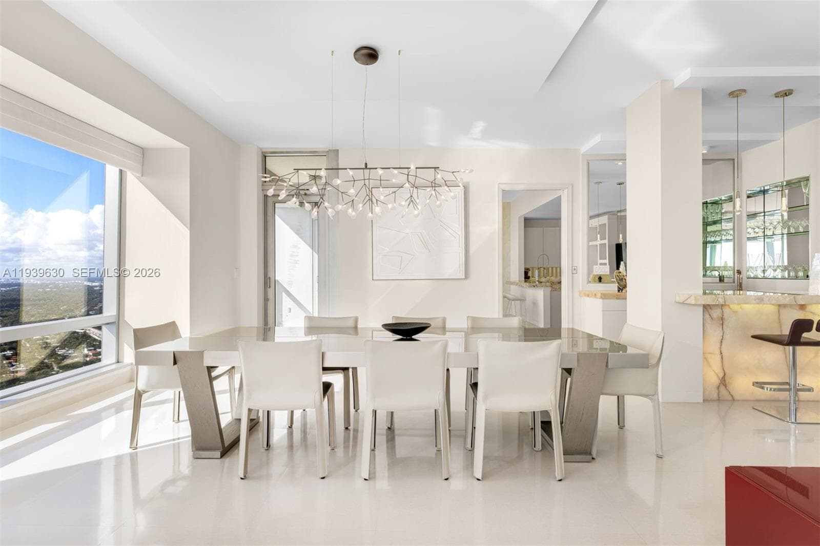 1425 Brickell Ave 3