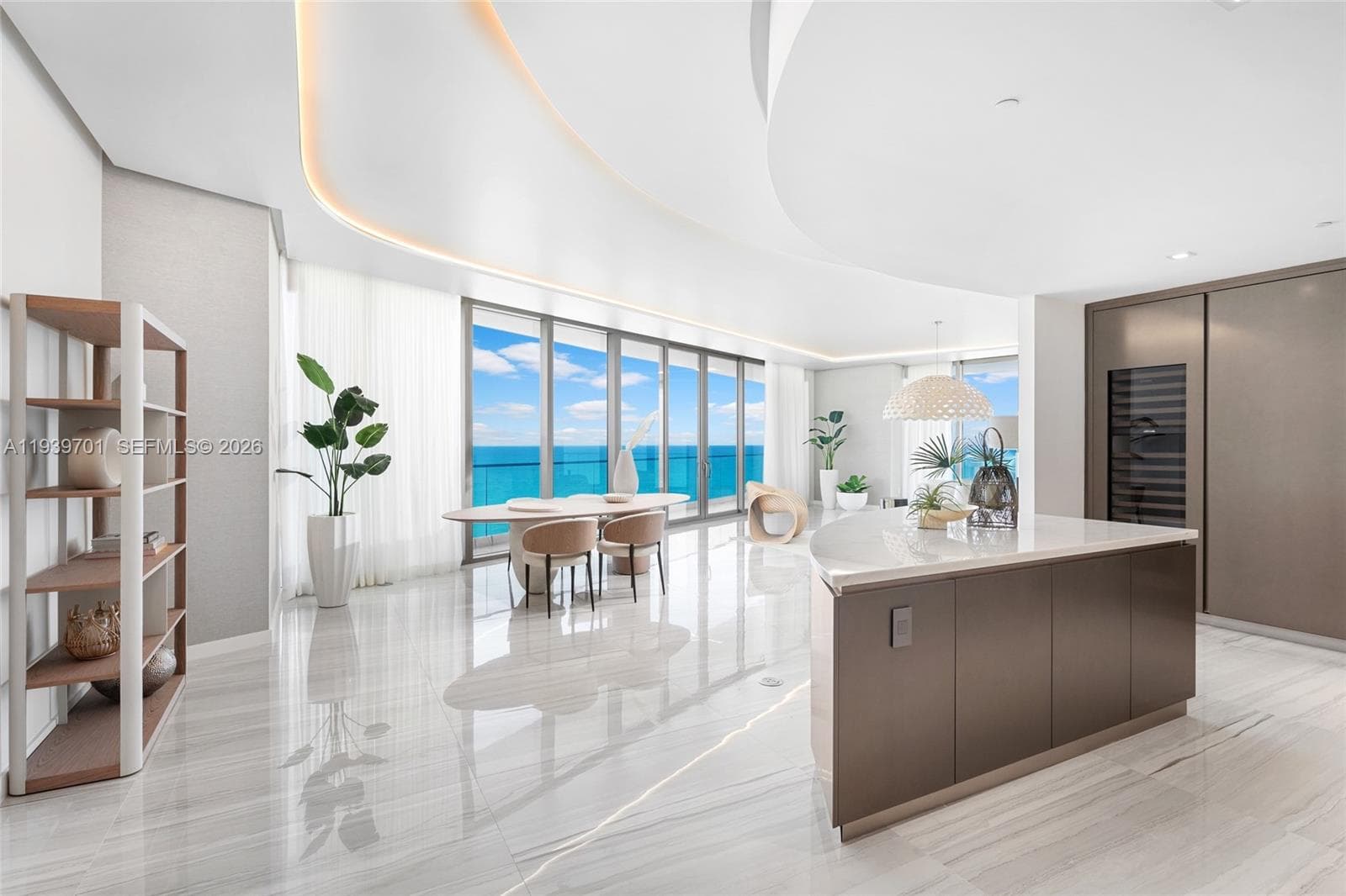18975 Collins Ave 3