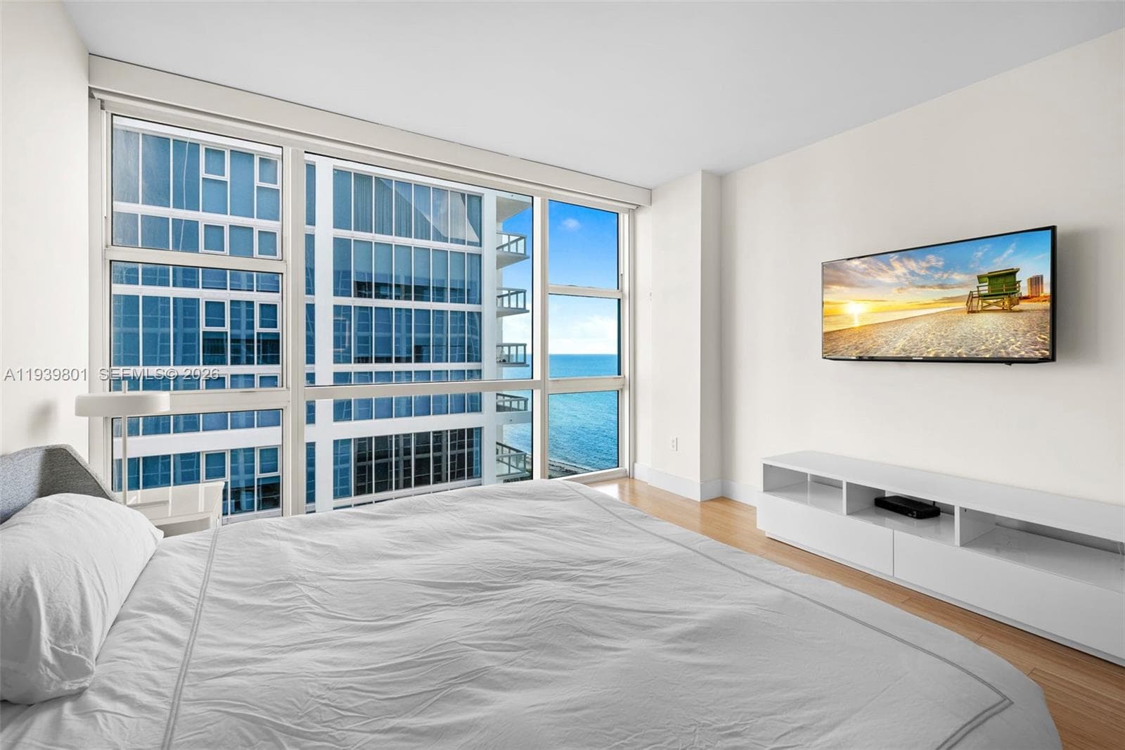6801 Collins Ave Door 1409(1401) photo 14