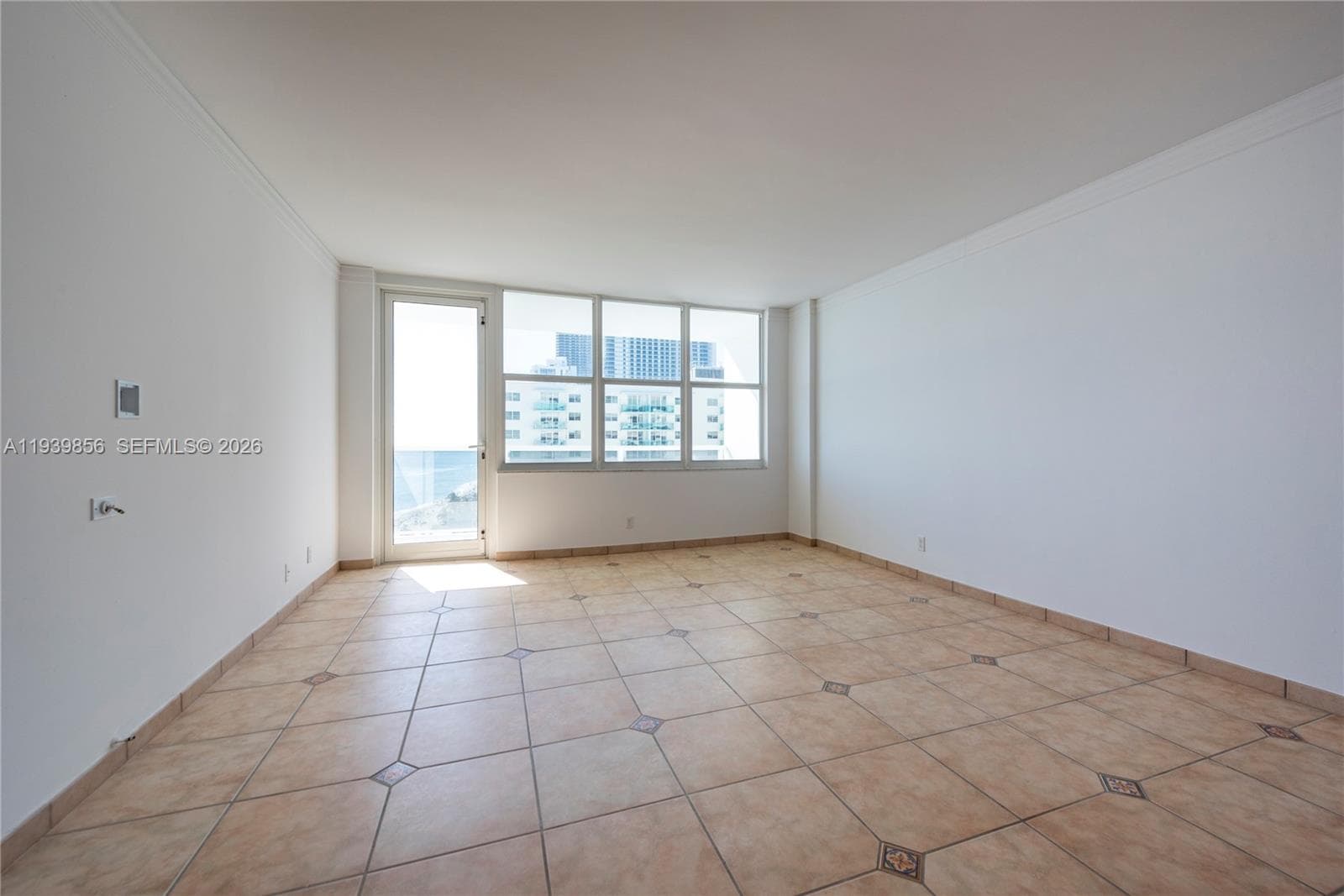 3725 Ocean Dr 1406 photo 13