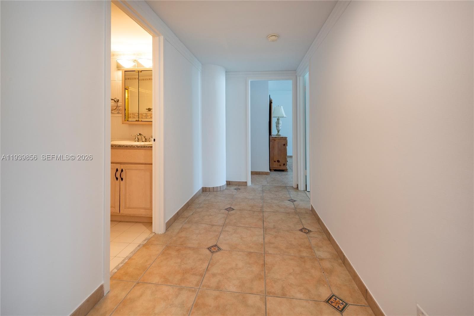 3725 Ocean Dr 1406 photo 11