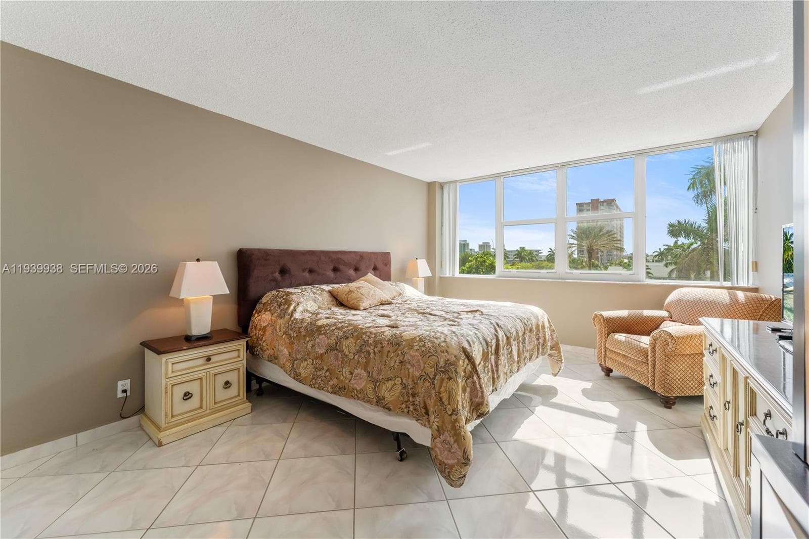 3140 S Ocean Dr 212 photo 12