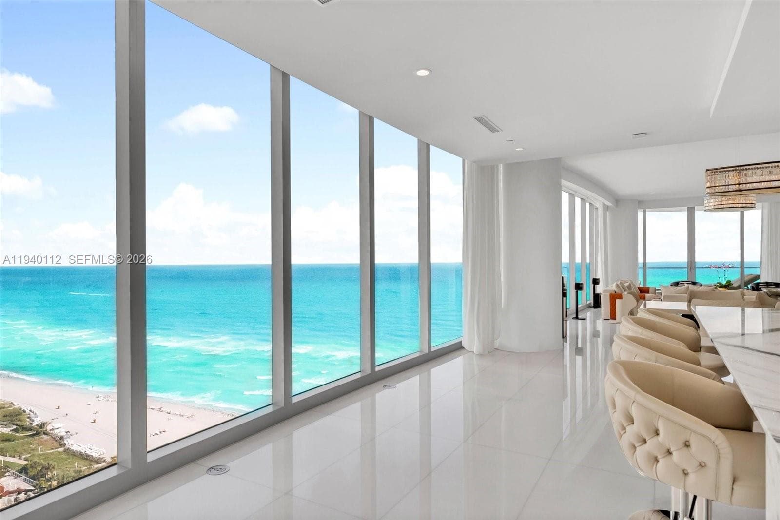 17975 Collins Ave 1