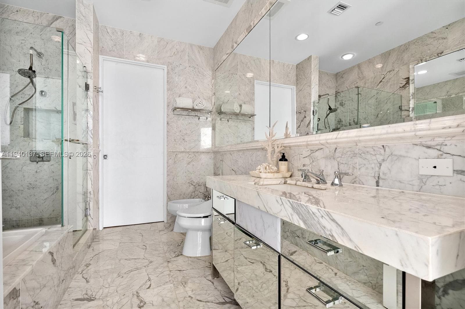 17475 Collins Ave 2502 photo 13