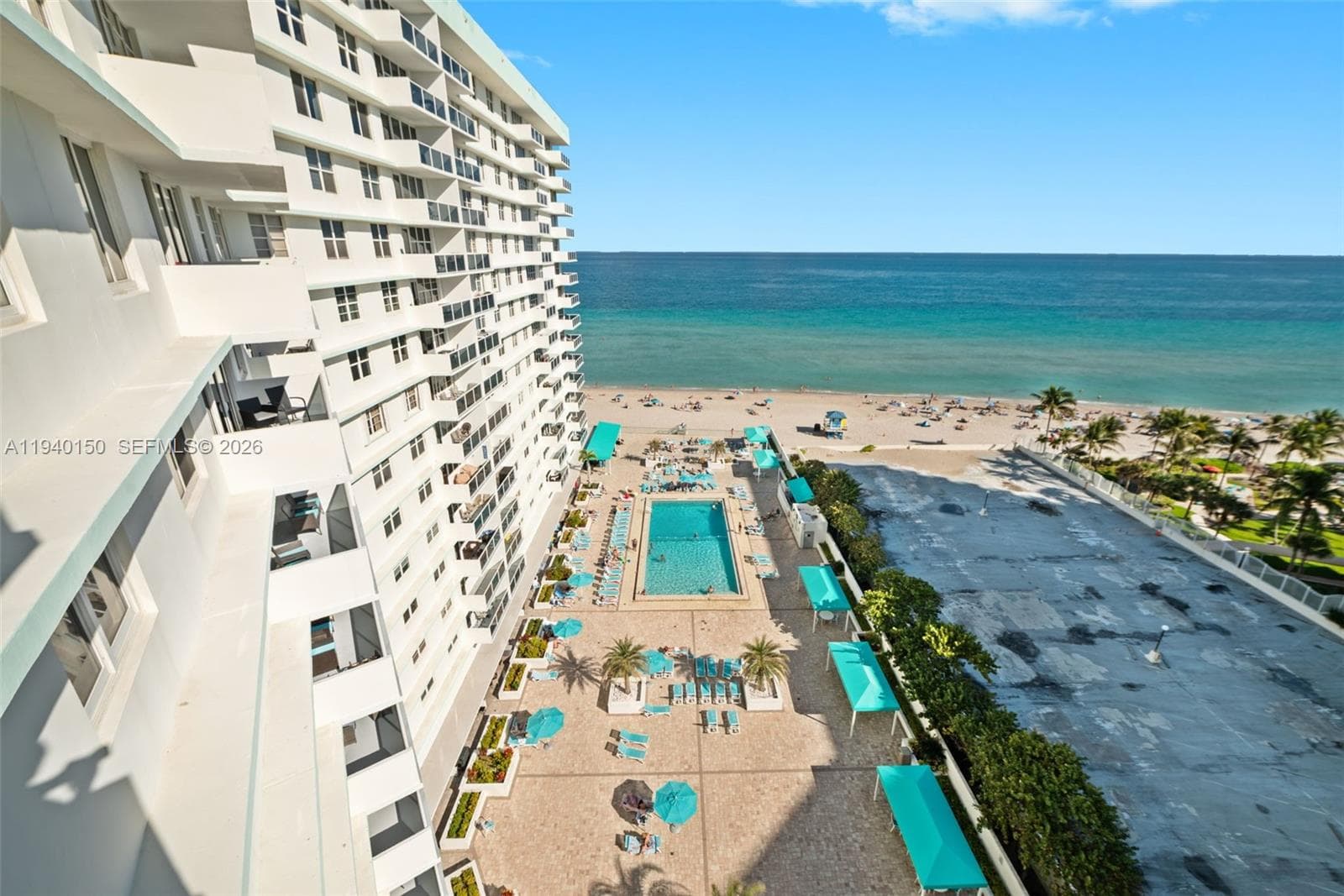3725 Ocean Dr 4