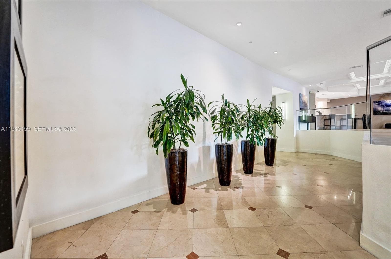 100 Lincoln Rd 1230 photo 21