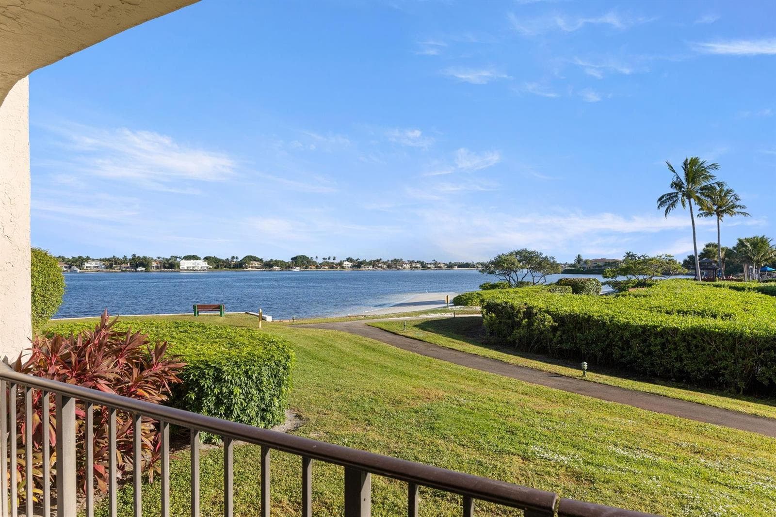 7020 Half Moon Circle 105 photo 2